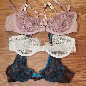 CLOSET CLOSING - I.D. Sarrieri Bra Bundle